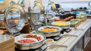 食事・飲み物 / 3