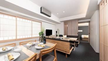 客室内のダイニングエリア / 34