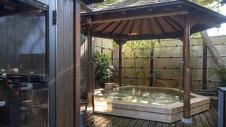 Room with Private External Bathroom ,Non Smoking