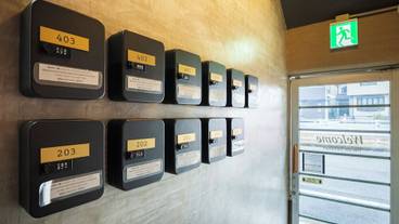 内部エントランス / 2