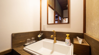 和室 ファミリールーム 共用バスルーム