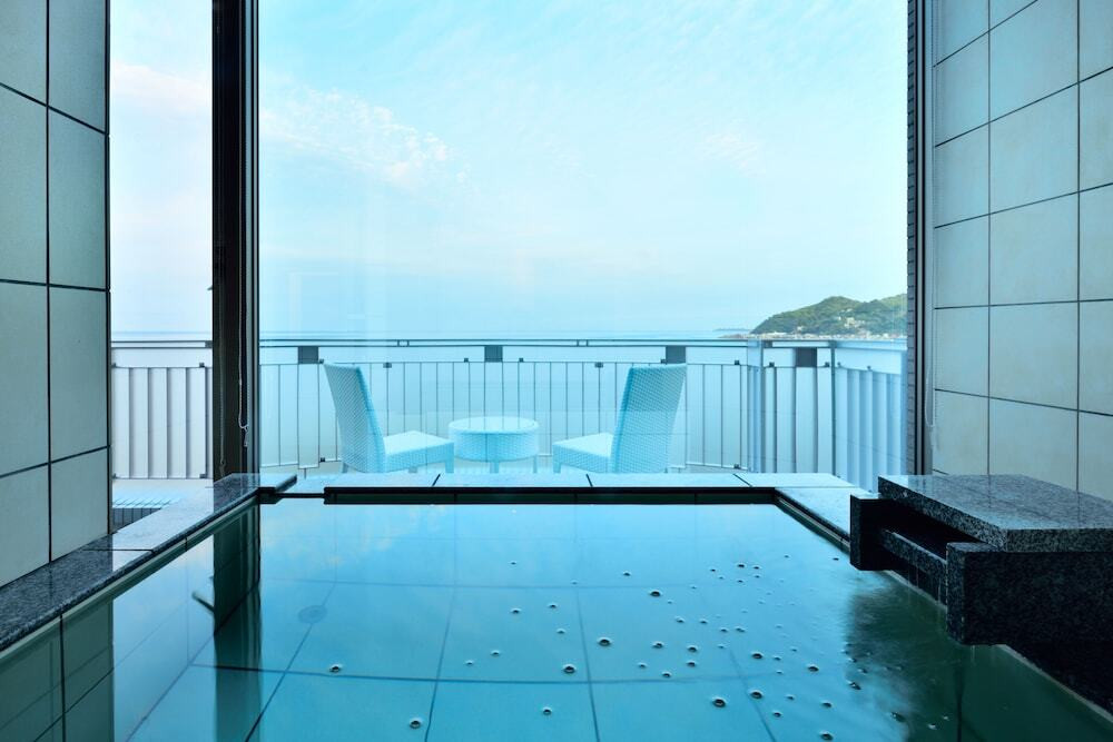 11. 温泉宿で本格フレンチ。優雅に過ごせる「オーベルジュ フォンテーヌ・ブロー熱海」4246920