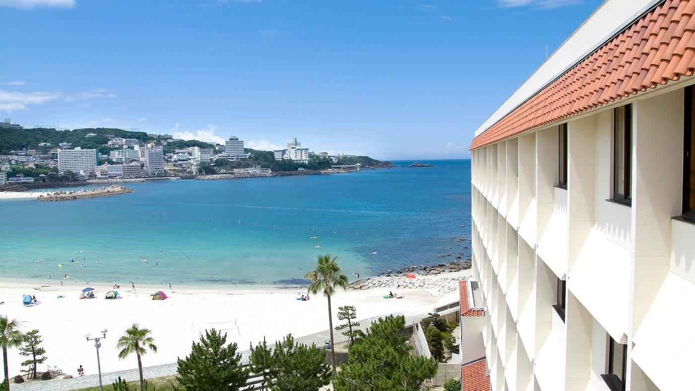 白良浜ビーチまで徒歩約30秒！絢爛会席で5つの高級食材を4027722