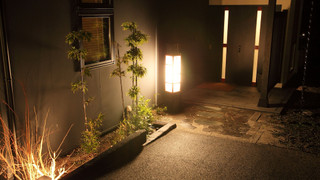 和モダン客室「月の雫」〜ツイン〜 【岩風呂】(チェックイン18時まで)