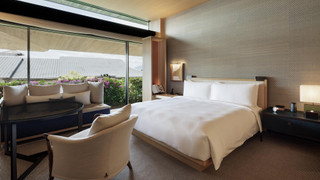 ルーム キングベッド 1 台 ガーデンビュー