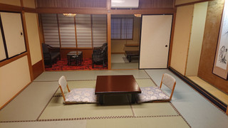 数寄屋風和室・元禄館