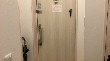 内部エントランス / 2