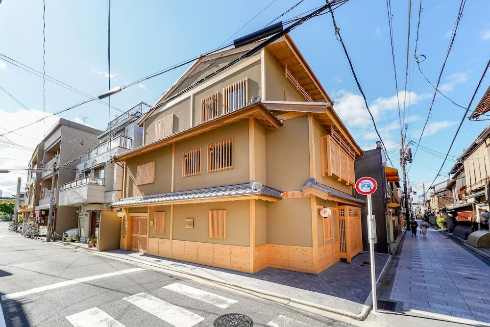 施設の正面