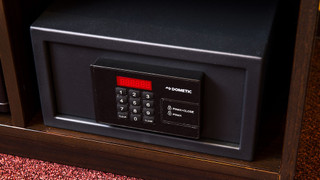 グランド ダブルルーム クイーンベッド 1 台 禁煙