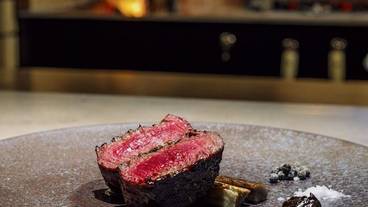 「HITO by TACUBO」和牛料理 / 1