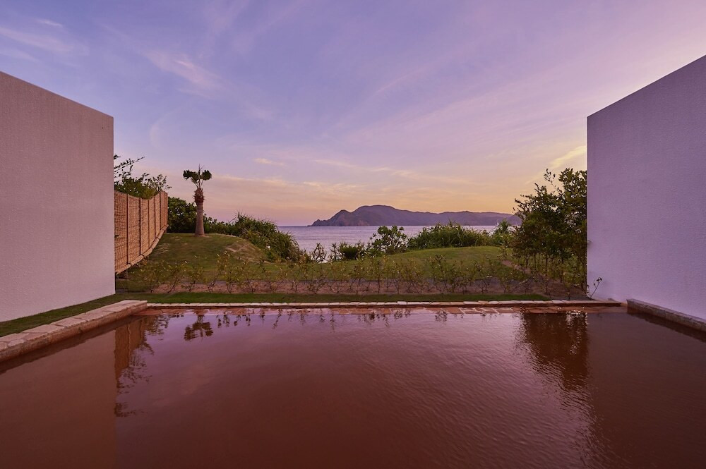 鹿児島最南端の温泉リゾート3476394