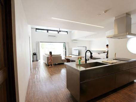 THE STELLA HAMAHIGA / 4