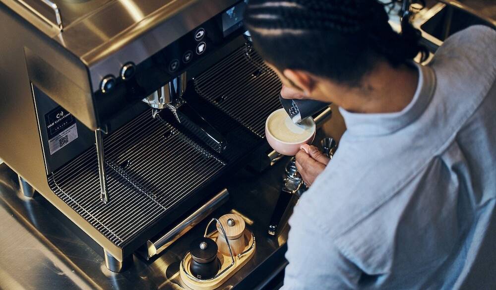 コーヒーを飲んで一息
リフレッシュして出発 / 2