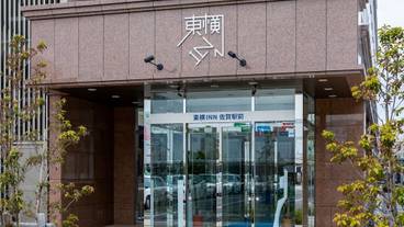 施設の入り口 / 14