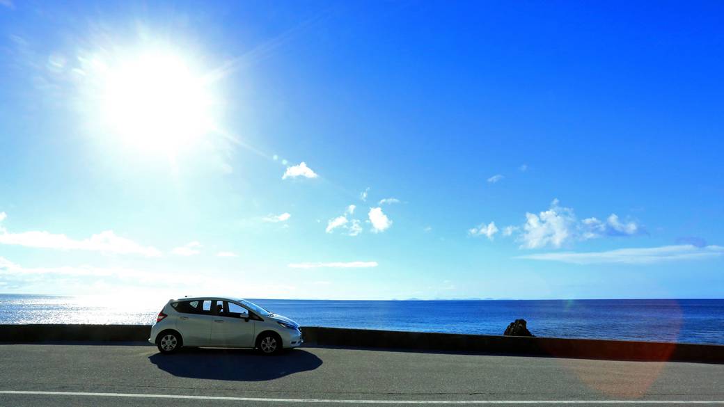 那覇空港に到着
レンタカーでホテルへ / 1