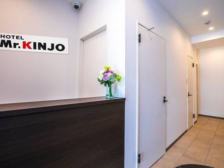 Mr.KINJO Miki24 in 牧志駅前 / 2