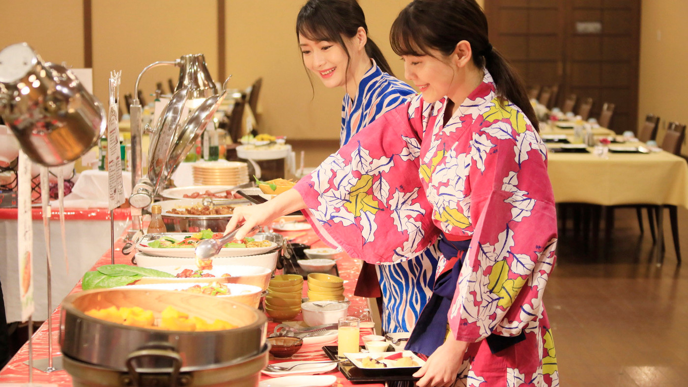 品数豊富なビュッフェでお腹も心も満たされる♡3946538