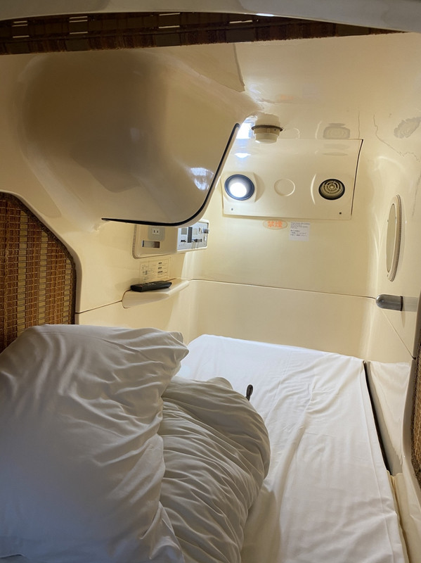 新しいカプセルより設備多し