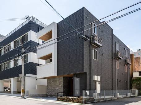 グランドベース長崎中町 / 1