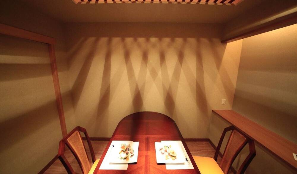 個室食事処② / 5