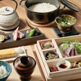 東海をたっぷり味わう
贅沢な和朝食 / 1