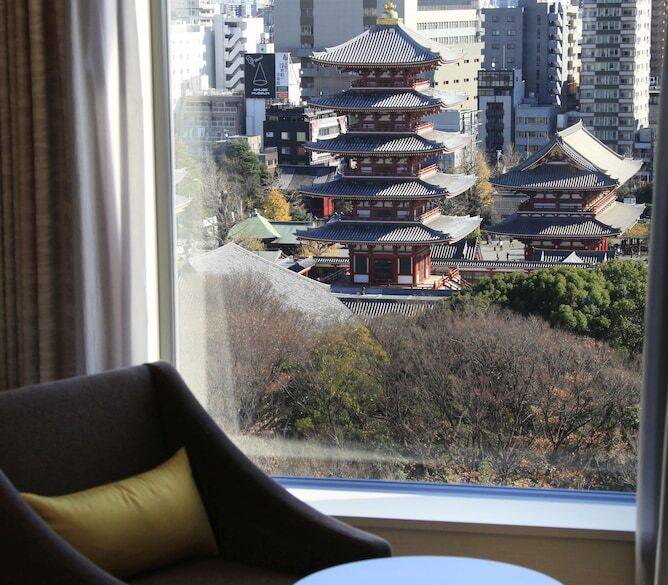 ランドマークを一望
眺望のよい客室 / 1