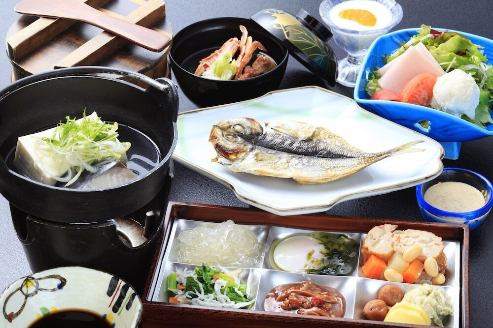 和モダンで愉しむ西伊豆ダイニング 西伊豆 今宵（ワモダンデタノシムニシイズダイニング ニシイズ コヨイ） / 8