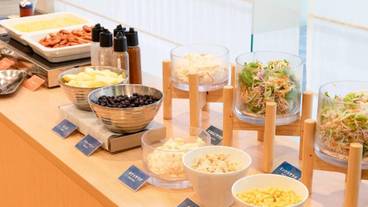 朝食スペース / 8