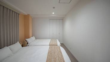 客室 / 5