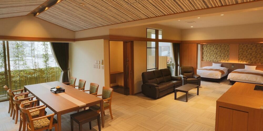 ワンフロアに1室のみの特別室！贅沢体験が叶う大人宿4248801