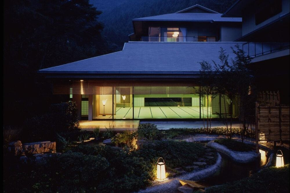 夜の外観④