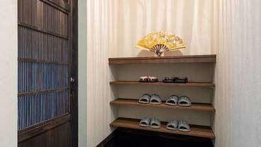 内部エントランス / 3