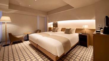 客室 / 13