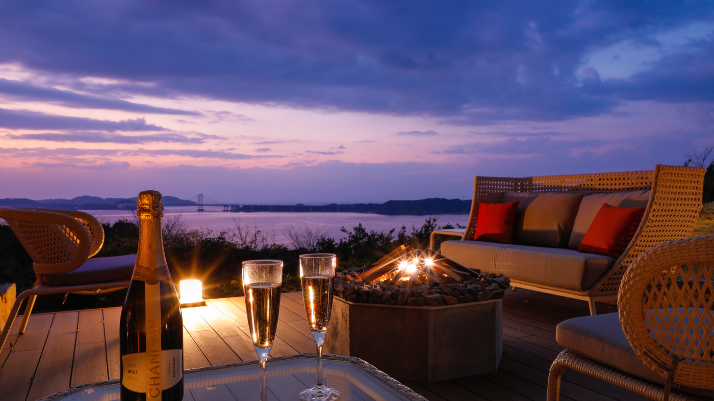 丘の上からの絶景！ミネラル分たっぷりの南あわじ温泉で癒やされる4262025