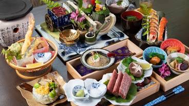 食事・飲み物 / 9