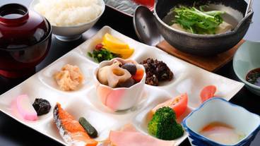 食事・飲み物 / 1