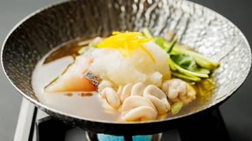 旅館のお食事処 / 40