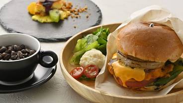 食事・飲み物 / 17