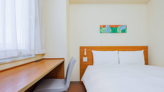 スタンダード ルーム クイーンベッド 1 台 禁煙