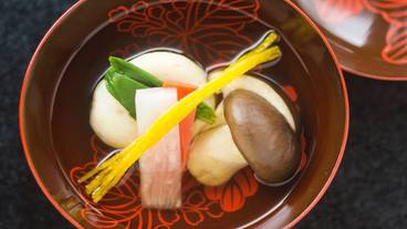 食事・飲み物 / 11