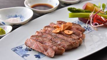 食事・飲み物 / 11