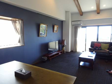 恩納村の海の見える丘に立つ大人の隠れ家 ホテル コンドミニアム 土花土花 / 1