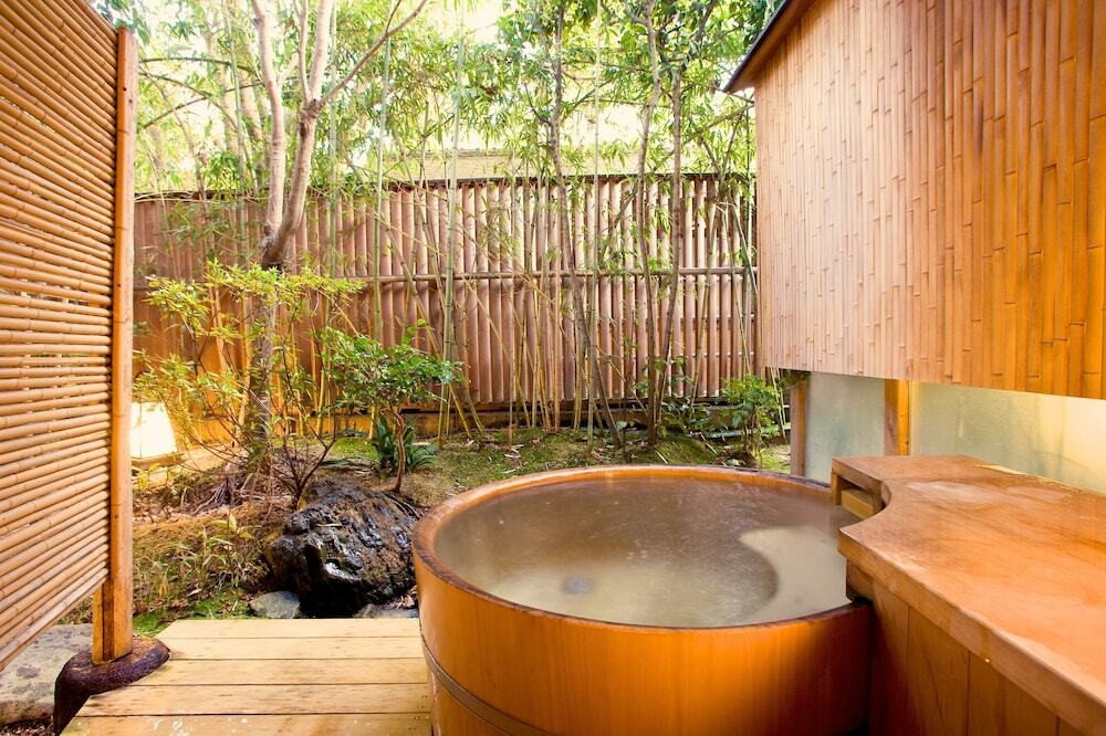 冬の牡蠣をはじめ、1年中おいしい魚介が目白押し!4375317