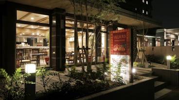 施設の入り口 / 35