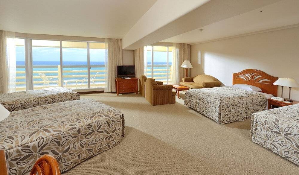 海側コーナールーム / 3