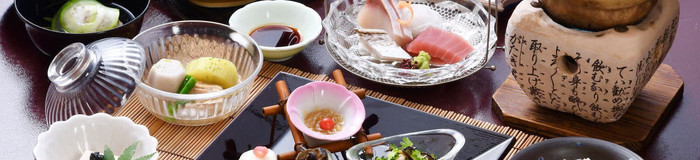 横浜から60分の湯河原へひとり旅。部屋食できる温泉旅館5選