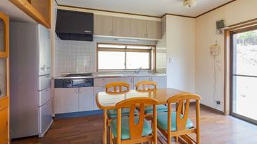 客室内のダイニングエリア / 5