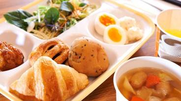 朝食ビュッフェ / 10