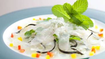 食事・飲み物 / 3