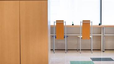 ロビー応接スペース / 8